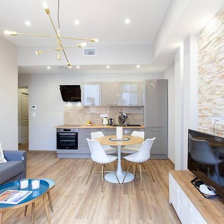 L19 1Bdr Massena Central 2Mins Sea/Promenadeac/Balcony Nice Buitenkant foto