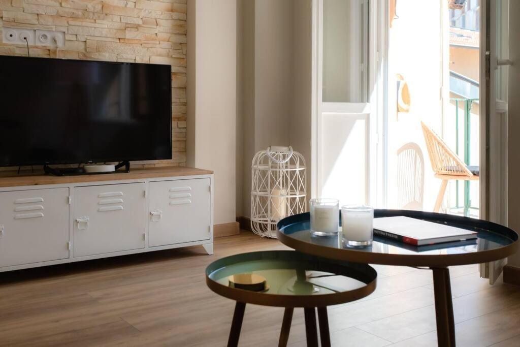 L19 1Bdr Massena Central 2Mins Sea/Promenadeac/Balcony Nice Buitenkant foto